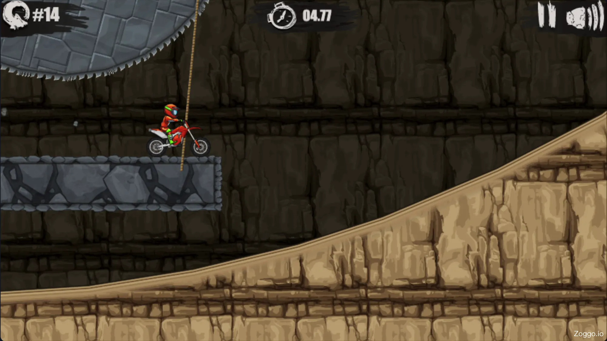 Crossing a green checkpoint in Moto X3M to save your progress