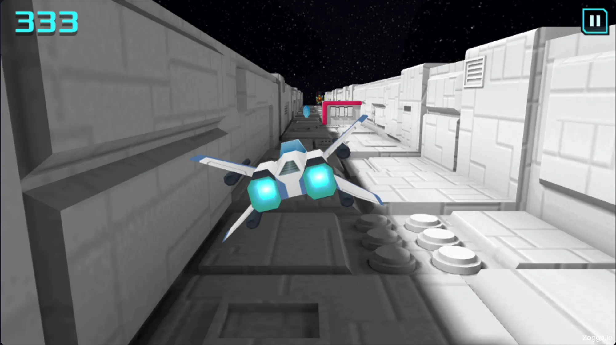 Using the Force Shield power-up to become invincible in X Trench Run